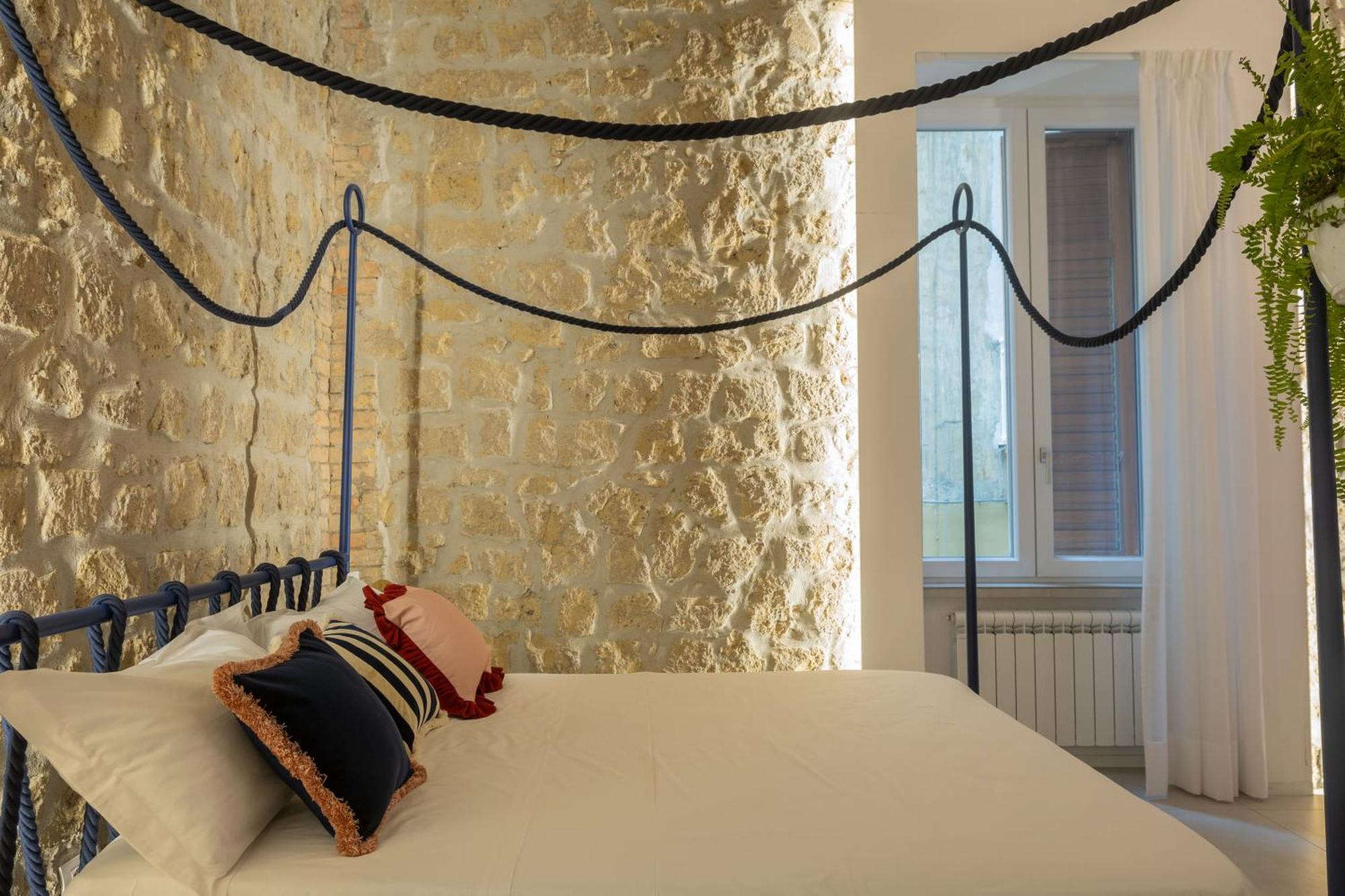 Montecalvario 34 By Napoliapartments Apartment