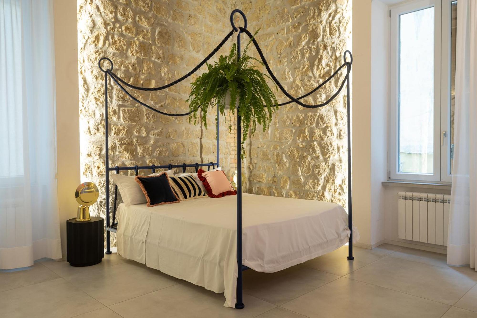 Apartment Montecalvario 34 By Napoliapartments Naples