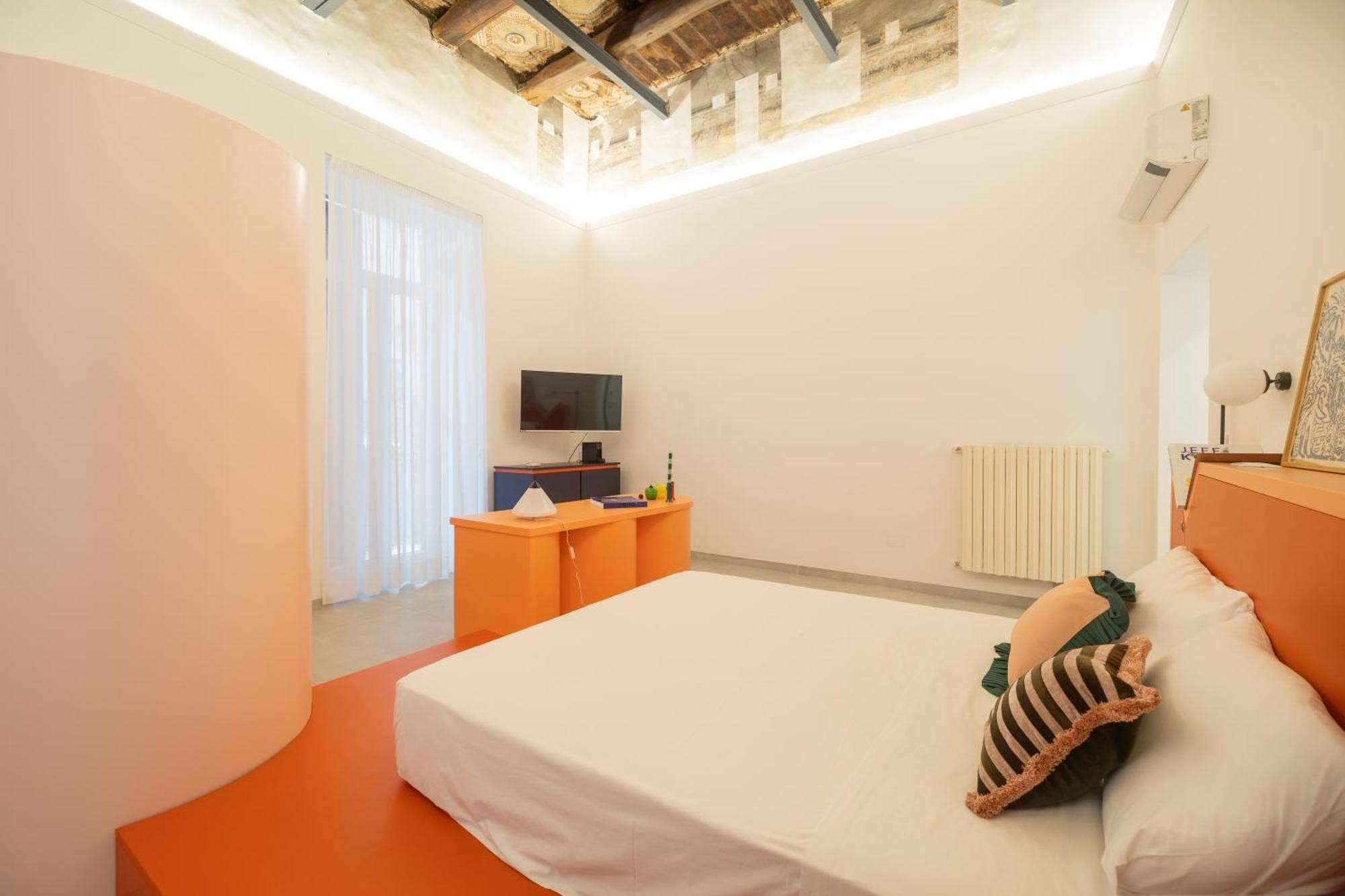 Montecalvario 34 By Napoliapartments Naples